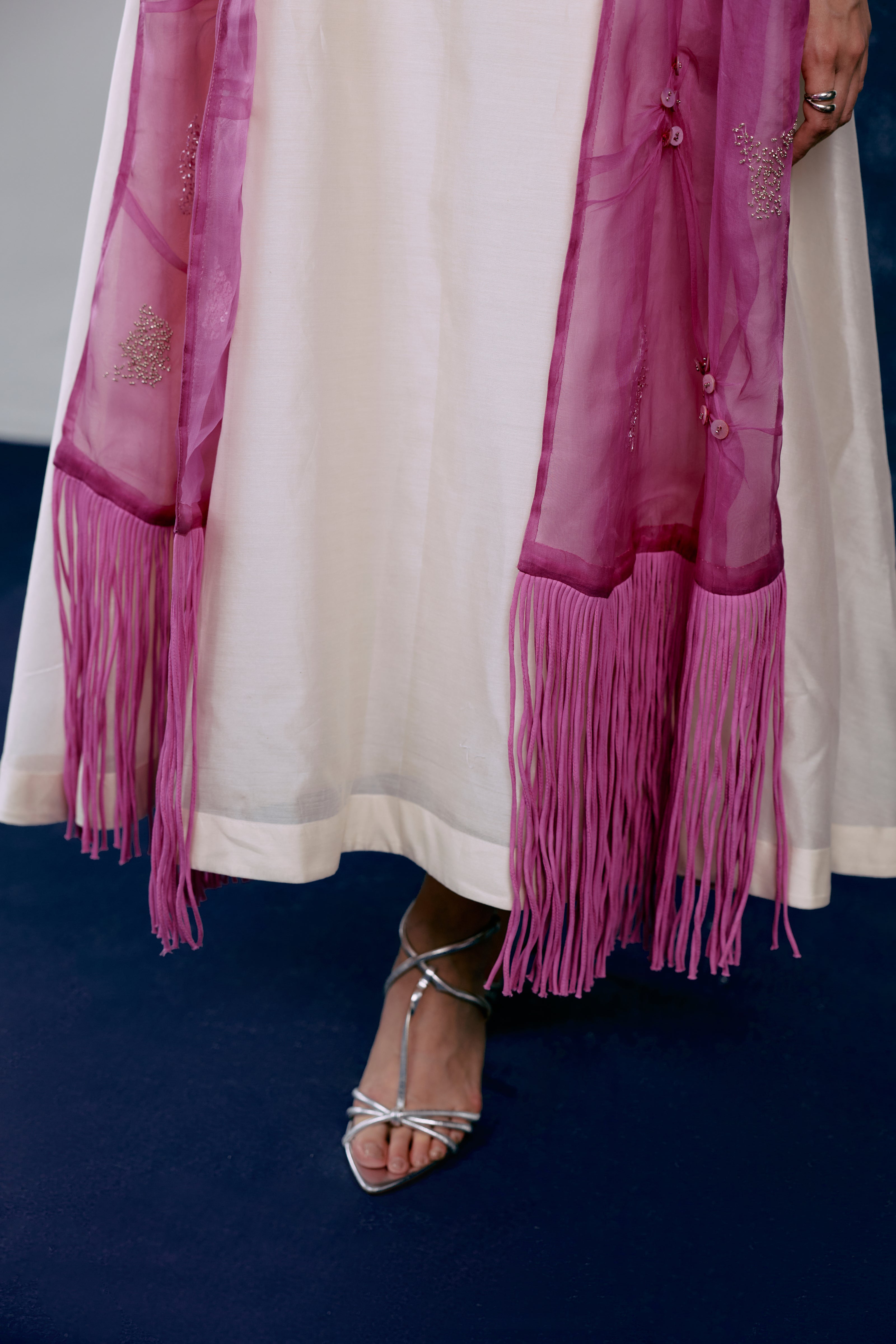 Gulabi Aankhein Dress