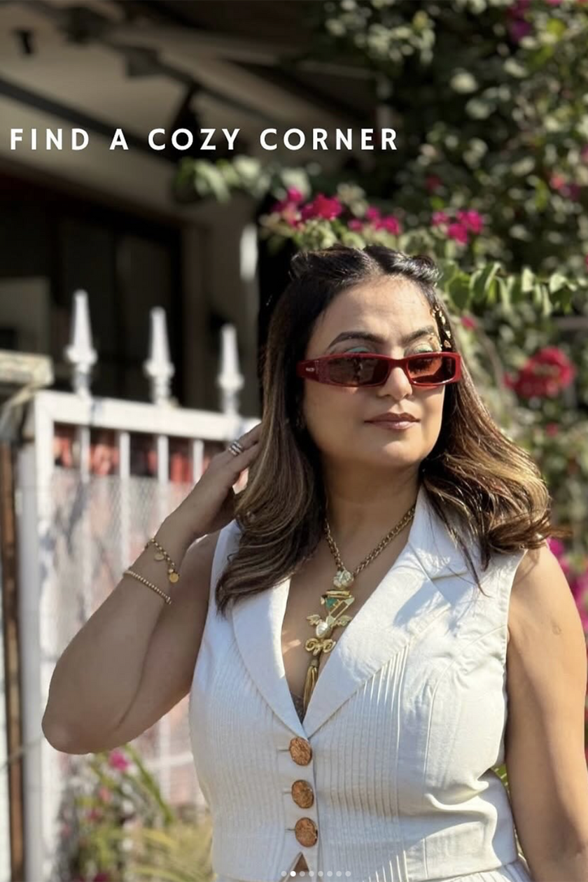 TINA KOTHARI In Office Siren Set